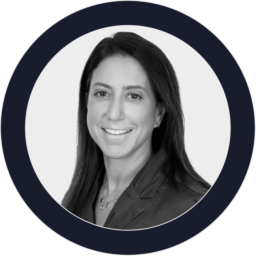 Lora Feinman_headshot_edit